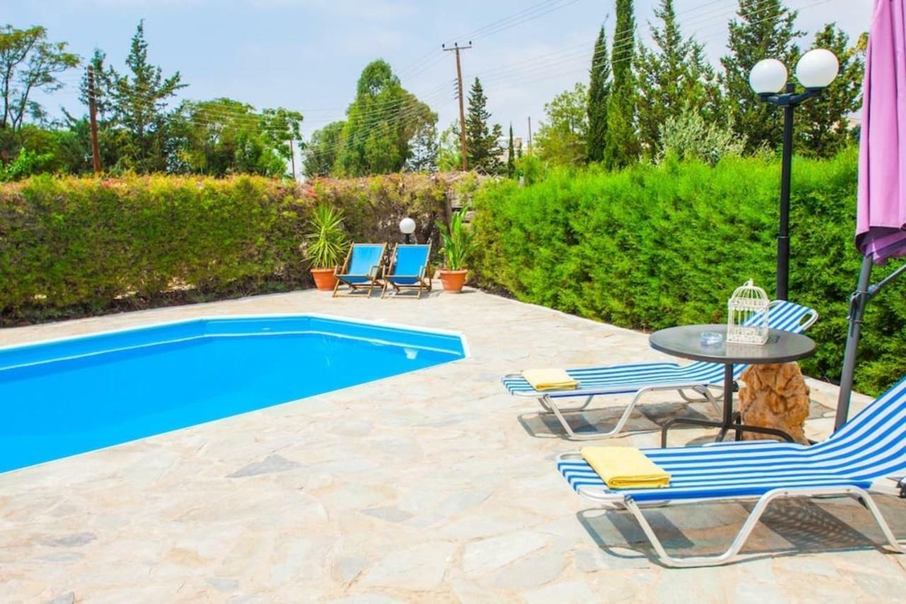 Villa 26 Pafos Exterior foto
