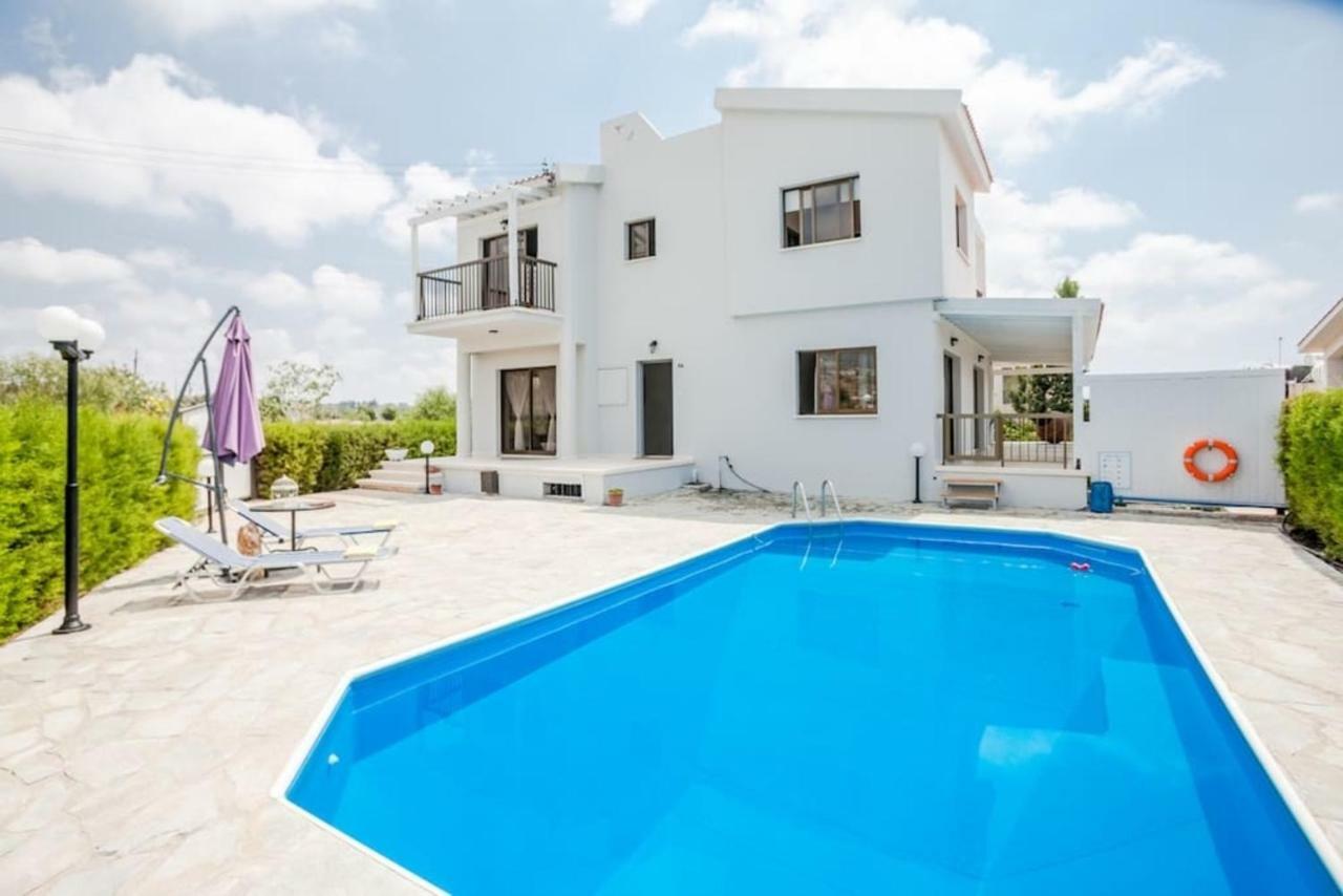 Villa 26 Pafos Exterior foto
