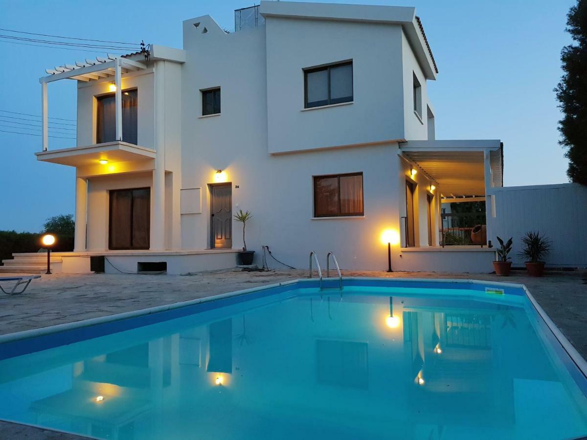 Villa 26 Pafos Exterior foto